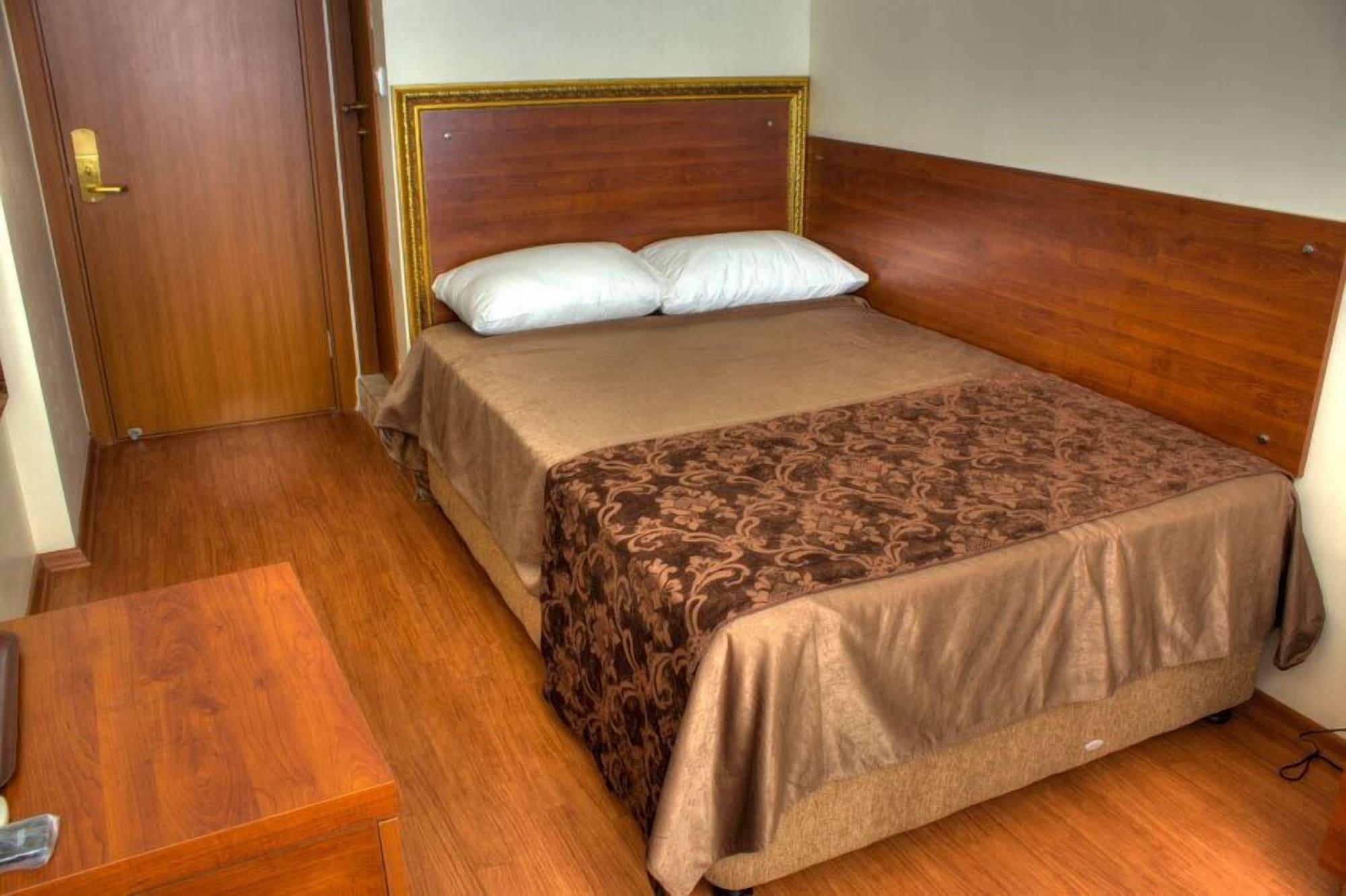 Hotel Real Life Istanbul Bagian luar foto