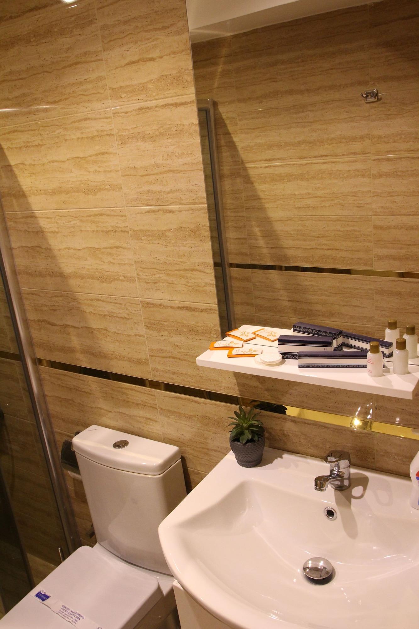 Hotel Real Life Istanbul Bagian luar foto
