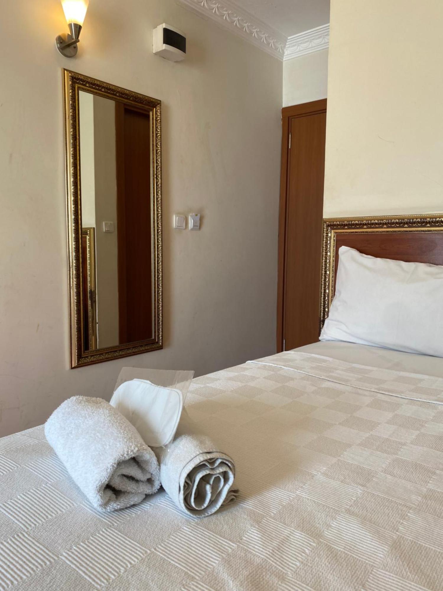 Hotel Real Life Istanbul Bagian luar foto